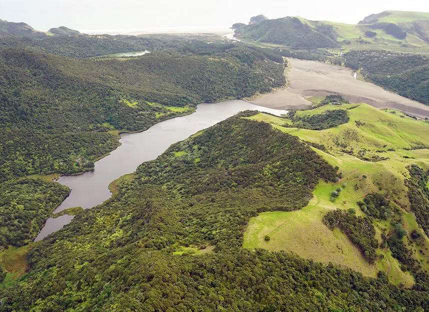 Lake Wainamu, Auckland