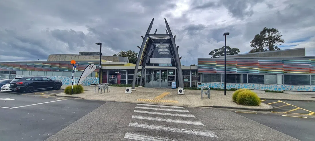 Māngere Arts Centre – Ngā Tohu o Uenuku, Auckland